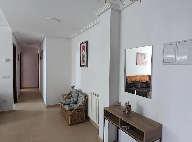 Con Terraza Apartment Badames